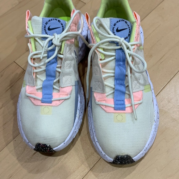 Nike Shoes - Nike Women Crater Impact Pollen Volt
Size 9 1/2
Yellow and Coral In color